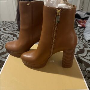 Michael kors platform boots